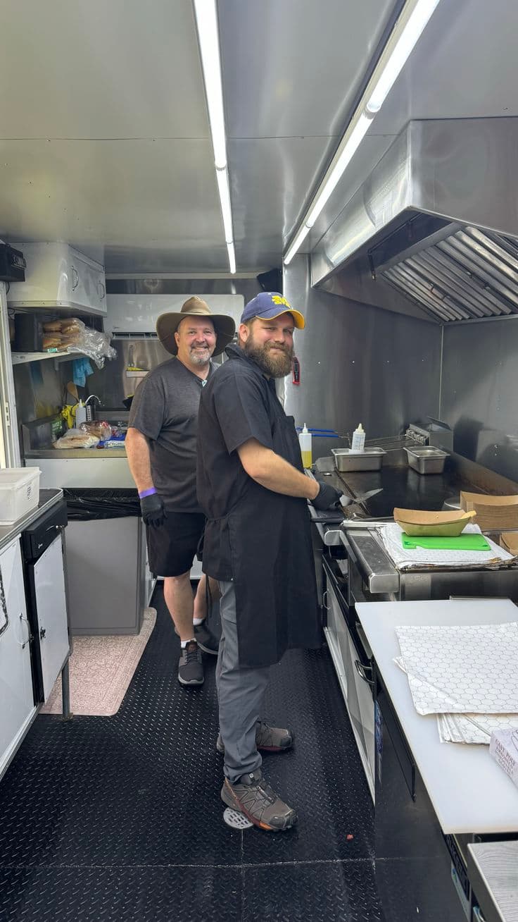  How to Design a Food Truck Kitchen That Maximizes Speed and Efficiency