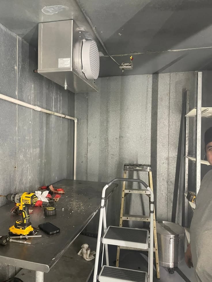 Food truck HVAC and ventilation system
